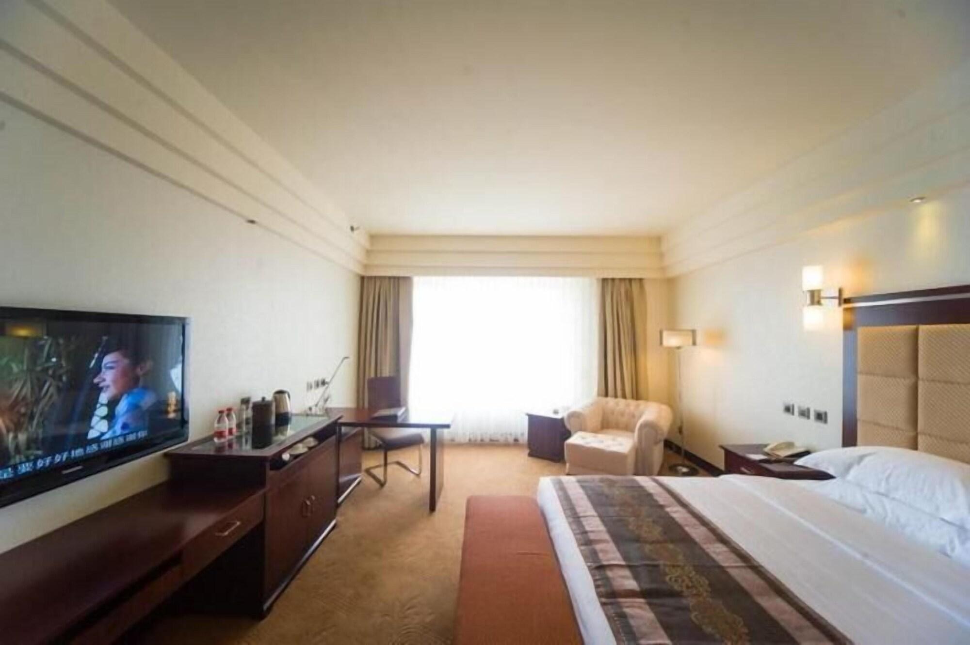 Ramada Chengdu North Hotel Exterior photo