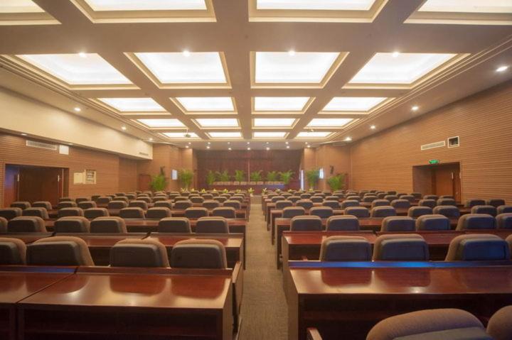 Ramada Chengdu North Hotel Business photo